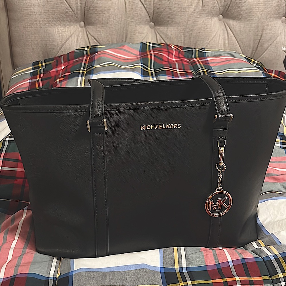 Michael Kors Tote